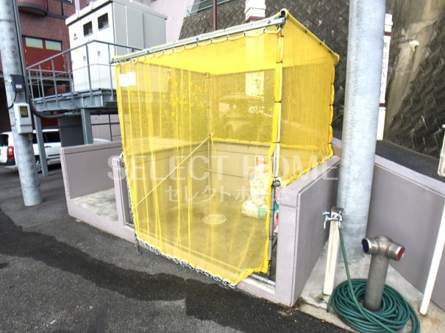  | 茶臼山ハイツ