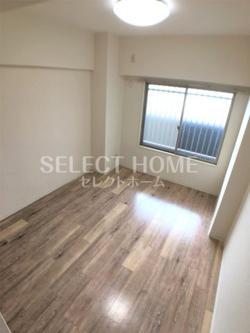 【寝室】 | 茶臼山ハイツ | 落ち着いて過ごせるお部屋なので、寝室にいかがでしょうか