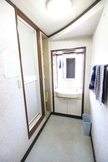 【洗面所】 | シェアハウス・ブルーメン | 3階洗面所です☆