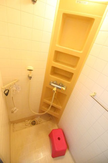【浴室】 | シェアハウス・ブルーメン | 3階シャワールームです☆