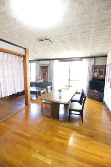 【居間・リビング】 | シェアハウス・ブルーメン | 広々としたリビング☆