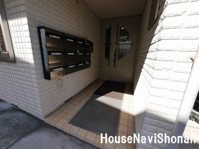 【エントランス】 | 小町メゾン