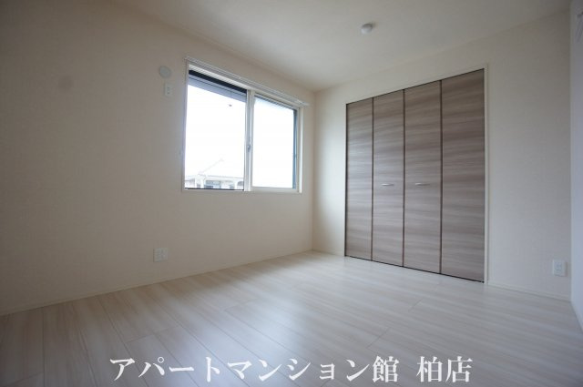 マノア・ロアの寝室
