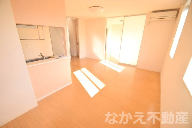 【居間・リビング】 | ゆったり過ごせる居間です