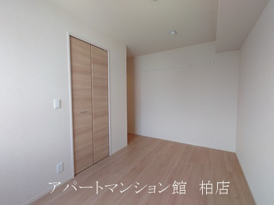 マノア・ロアの設備
