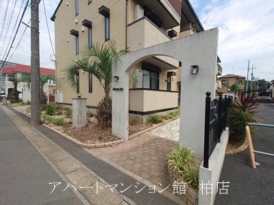 マノア・ロアの玄関