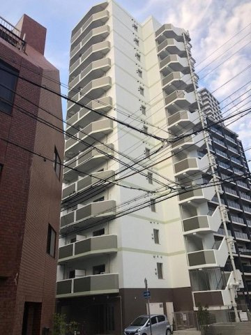 パルス元町の外観