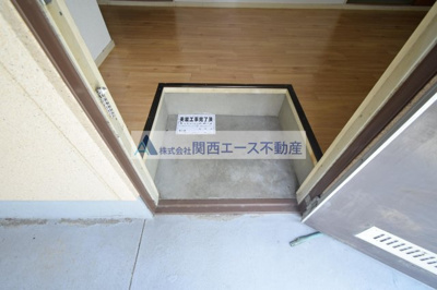 【玄関】 | しまハイツ