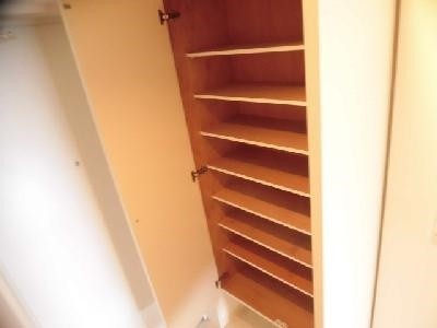KDXレジデンス西大路の収納|シューズＢＯＸ