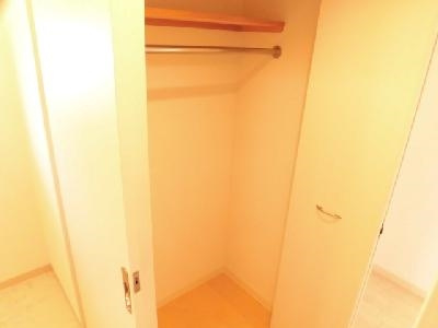 KDXレジデンス西大路の収納|廊下収納