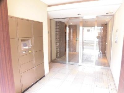 KDXレジデンス西大路のエントランス|オートロック