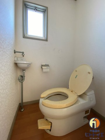 若葉荘のトイレ|シンプルで使いやすいトイレです