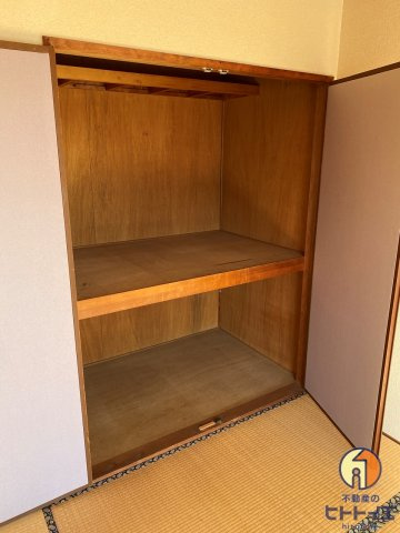 若葉荘の収納|便利な収納スペースです