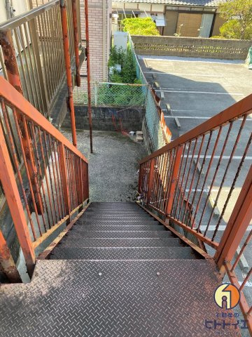 若葉荘のその他共用部分|階段です