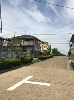 【前面道路含む現地写真】 | 東側6ｍ道路（南側から）