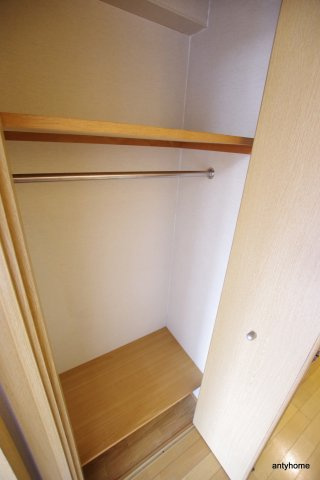 エステムコート新大阪　仲介手数料無料の収納
