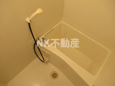 【浴室】 | マジェスタ八戸ノ里（八戸ノ里賃貸） | 日々の暮らしに欠かせないお風呂です