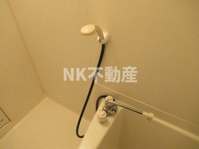 【浴室】 | マジェスタ八戸ノ里（八戸ノ里賃貸） | シャワー付きです