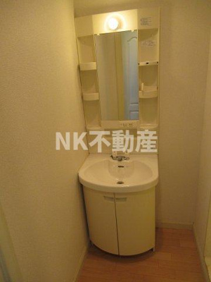 【洗面所】 | マジェスタ八戸ノ里（八戸ノ里賃貸） | 洗面スペース