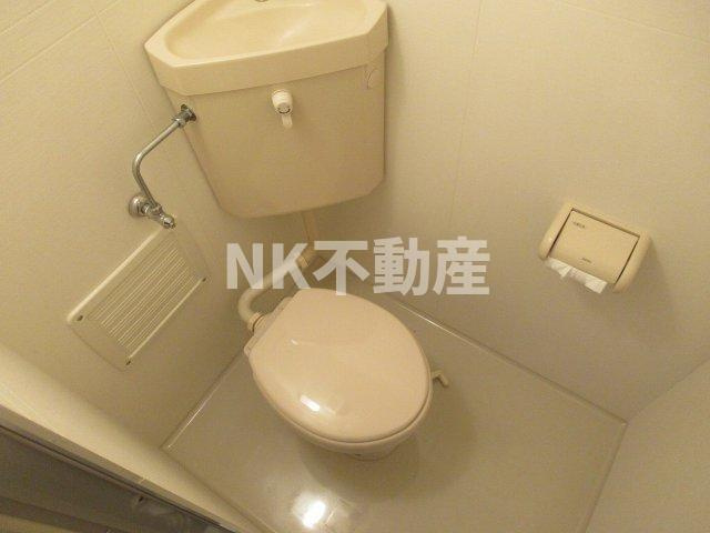【トイレ】 | マジェスタ八戸ノ里（八戸ノ里賃貸） | トイレもきれいです