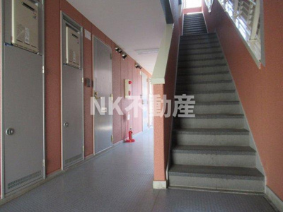 【ロビー】 | マジェスタ八戸ノ里（八戸ノ里賃貸） | 建物内です