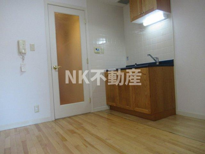 【居間・リビング】 | マジェスタ八戸ノ里（八戸ノ里賃貸） | ダイニングです