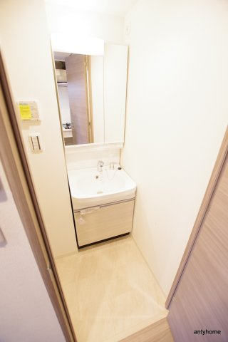プレサンス梅田ヴェルテ　仲介手数料無料の洗面所