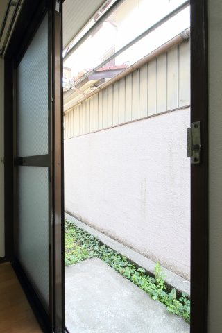 【バルコニー】 | ハイツ龍宮城