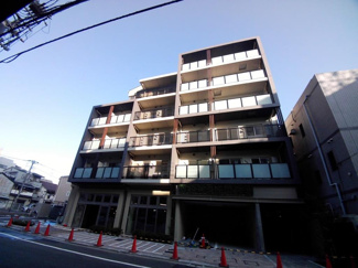 【外観】 | 『レジディア千駄木』よみせ通り商店街沿いに佇む高級低層マンション
