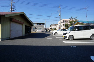 【駐車場】