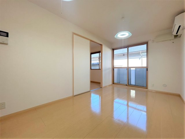 リバーコートの居間・リビング