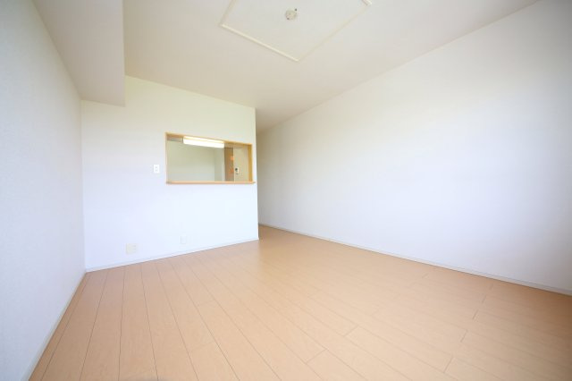 ラフィナートDの居間・リビング