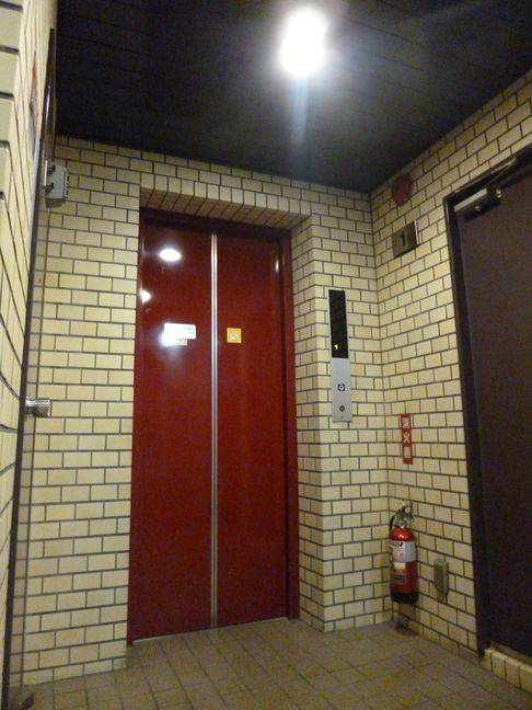 藤和新宿御苑コープの設備|エレベーター