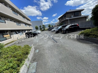 【駐車場】 | 駐車場があるので、車を買う予定の方も安心です