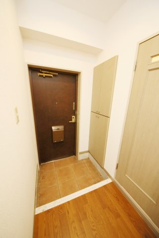 フローレンス新宮の内装