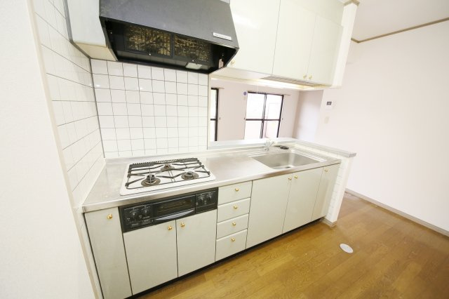 フローレンス新宮のキッチン