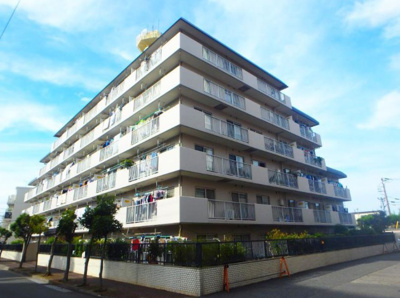 【外観】 | エンゼルハイム鶴見第10 | 足音等階下の心配のない1階住居、近隣に公園・図書館があり子育て世代にも適しています。