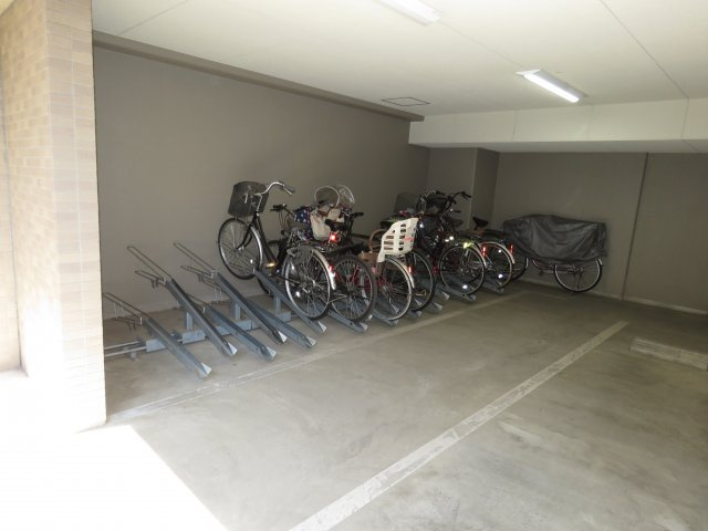 アイディスクエア川越新富町のその他共用部分|駐輪場
