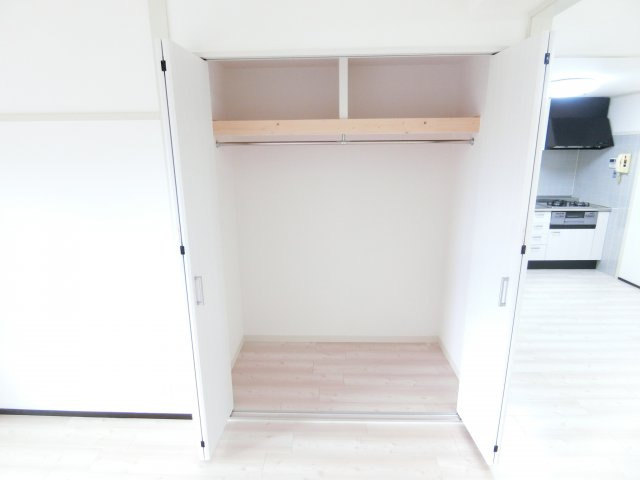 泉北若松台ＡＢ住宅の収納