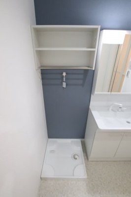 【設備】 | エヌエムスワサントヌフノース | 室内洗濯機置き場