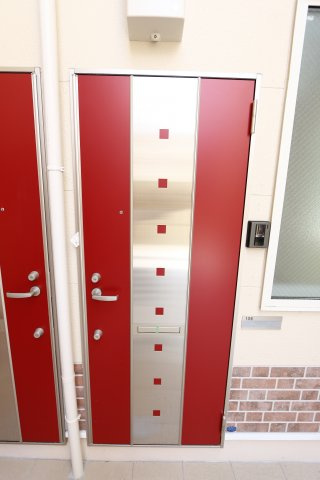 ユナイト追浜パトリスの杜のエントランス