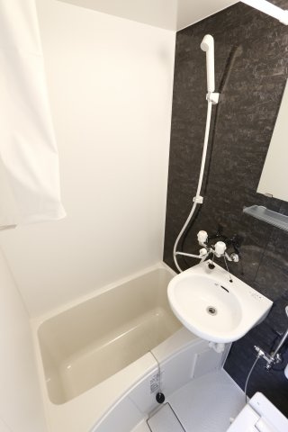 ユナイト追浜パトリスの杜の浴室