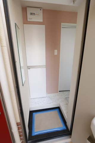 ユナイト追浜パトリスの杜の玄関