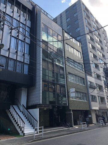 新日本橋長岡ビルの外観