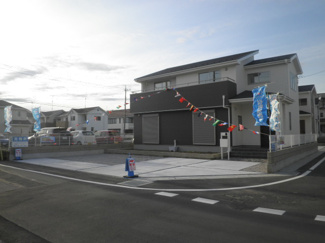 【駐車場】 | 駐車場に車を止められます