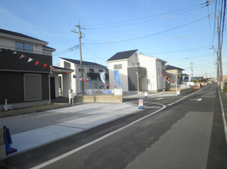 【前面道路含む現地写真】 | 前面道路含む現地写真です
