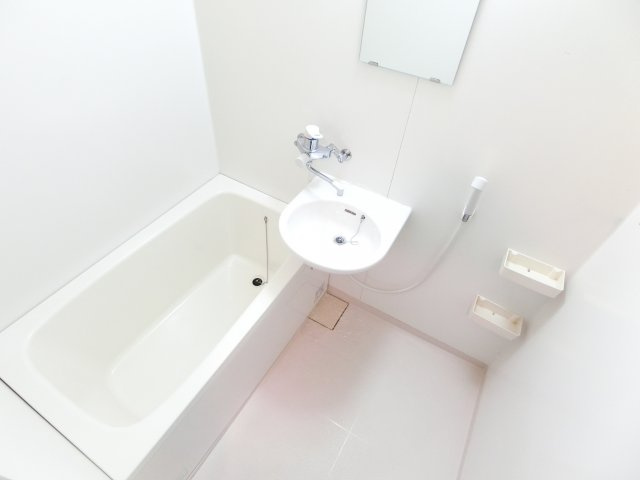 エイト富田林の浴室