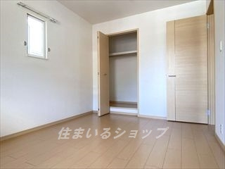 広島市安佐北区可部南１丁目のアパートの寝室|クローゼットあり