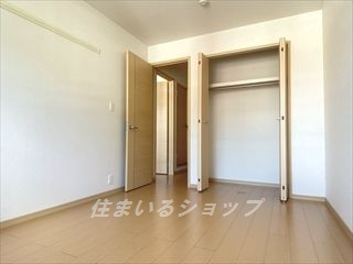 広島市安佐北区可部南１丁目のアパートの収納|クローゼット