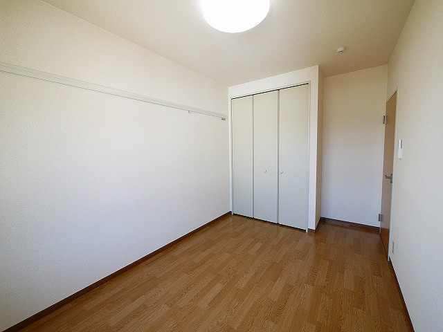 ディアス有里の洋室|使いやすい居間です